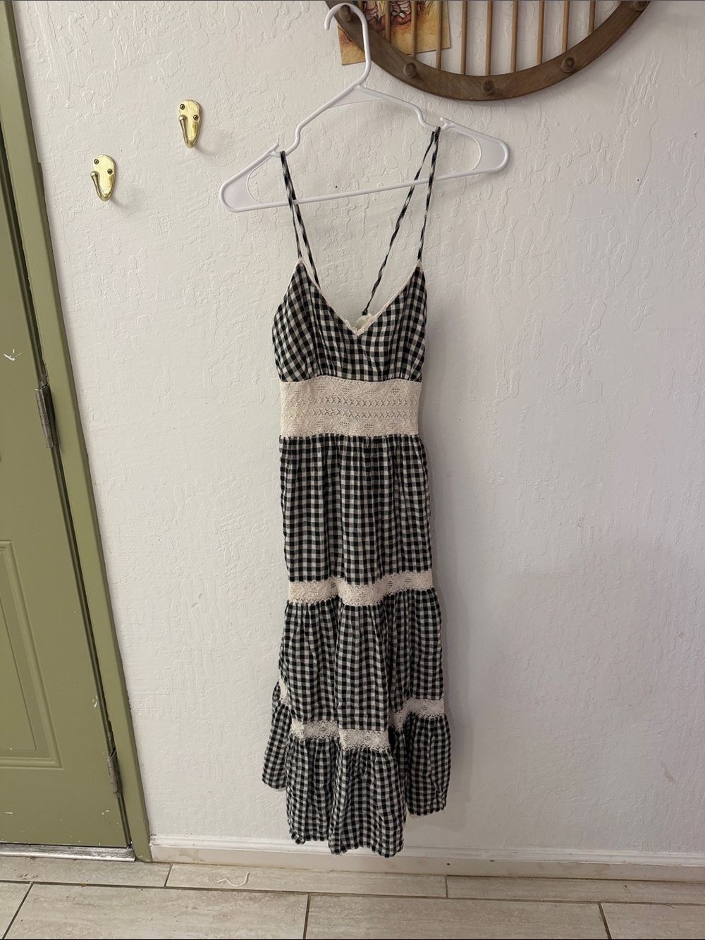 American Eagle Plaid Black Gingham Sundress Midi Tiered Lace Cottage Core M - Picture 4 of 7